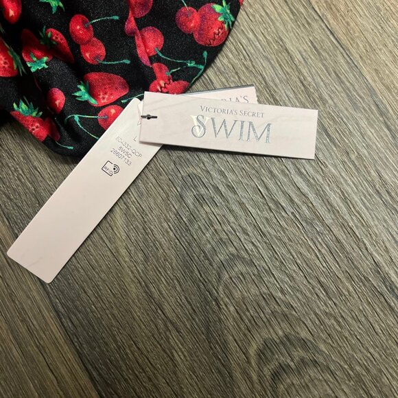 NEW Victoria's Secret Shine Strap Plunge One Piece Swimsuit Red Size Large NWT - Picture 6 of 8